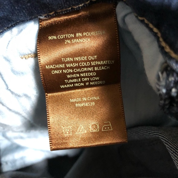 Kut from the Kloth Felice Distressed Capri Jeans - Picture 6 of 8